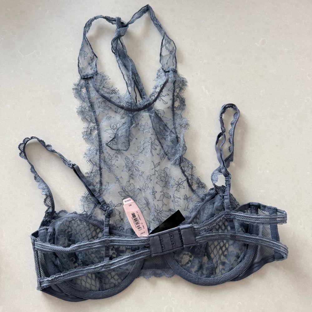 Victoria's Secret Designer Collection Bra & Panty Lace Lingerie Set - Picture 10 of 11